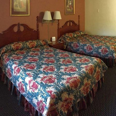 Scottish Inns Tupelo Buitenkant foto