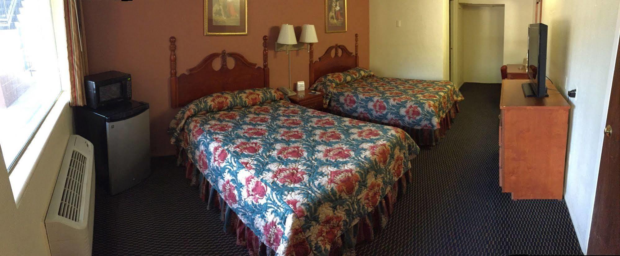 Scottish Inns Tupelo Buitenkant foto